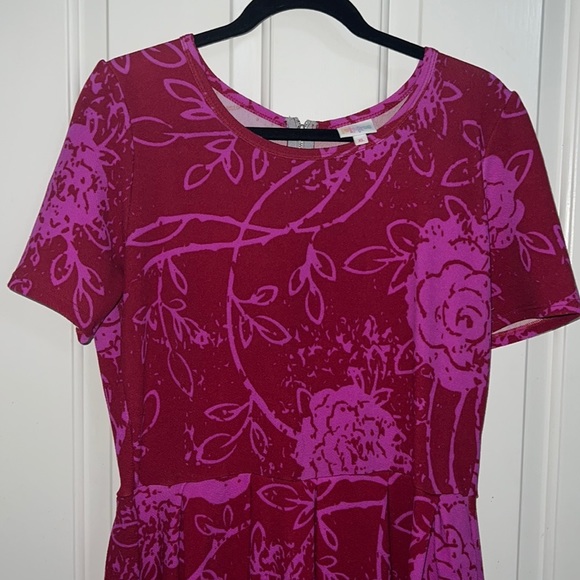 Dress - Picture 5 of 15